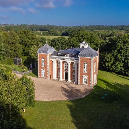 Eastwood Observatory: 12 Bedrooms, Swimming Pool And Tennis Court Гейлшем Екстер'єр фото